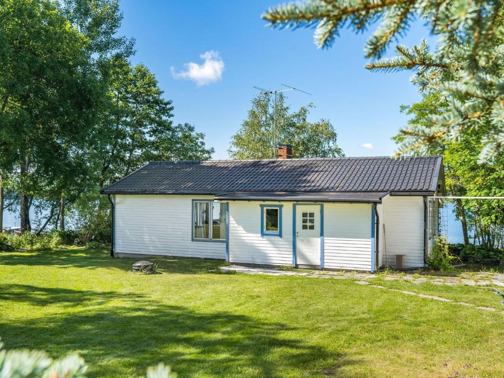 Byggnaden som denna chalet ligger i