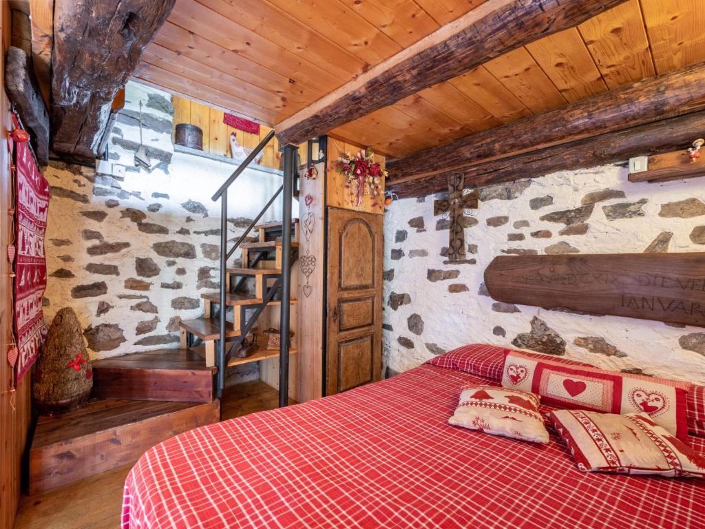 Postel nebo postele na pokoji v ubytování Chalet Il Gianlupo by Interhome