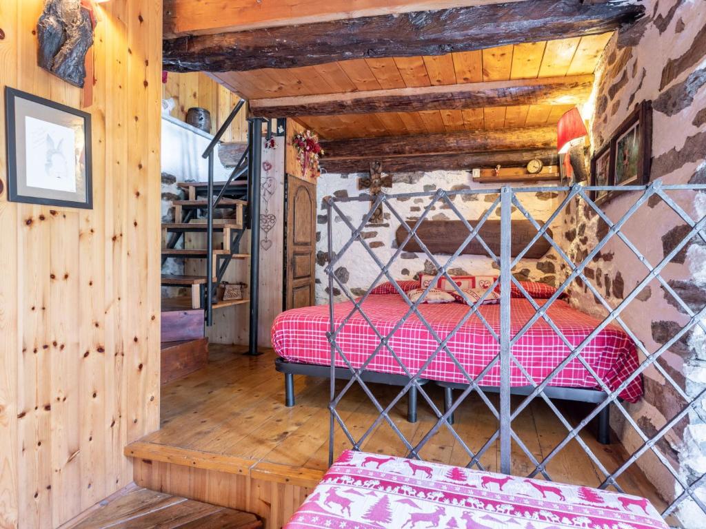 Postel nebo postele na pokoji v ubytování Chalet Il Gianlupo by Interhome