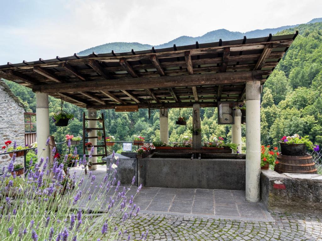 Zahrada ubytování Chalet Il Gianlupo by Interhome