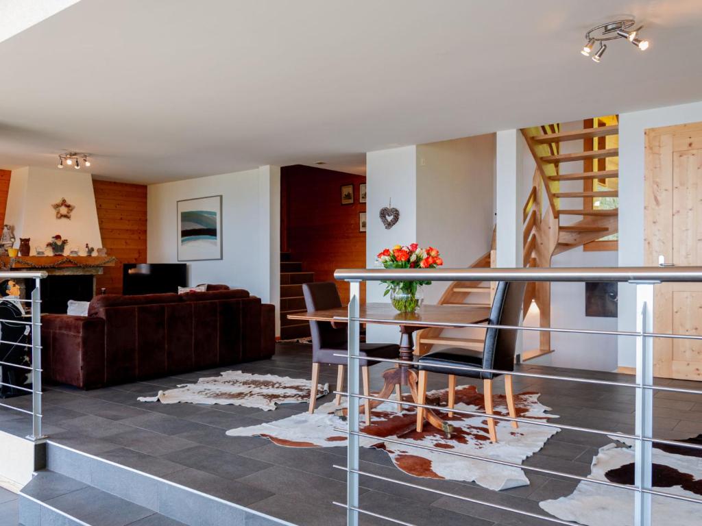 Fotografie z fotogalerie ubytování Chalet Chalet Arvine by Interhome v destinaci Nendaz