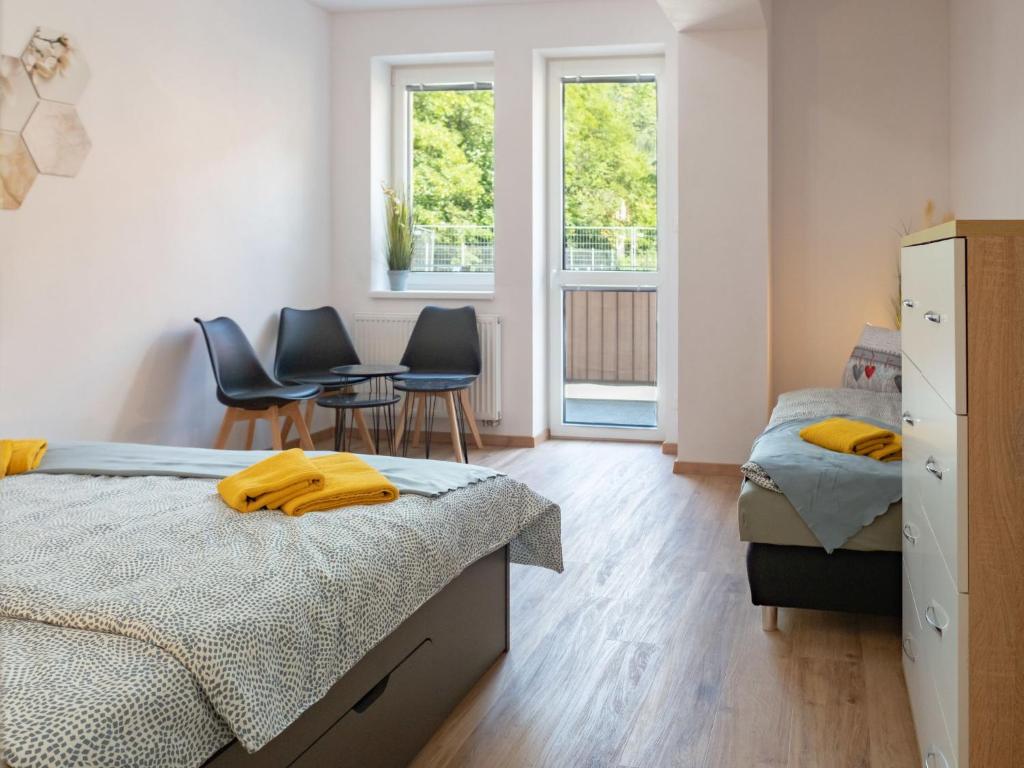 Posteľ alebo postele v izbe v ubytovaní Apartment Jáchymov Magdaléna by Interhome