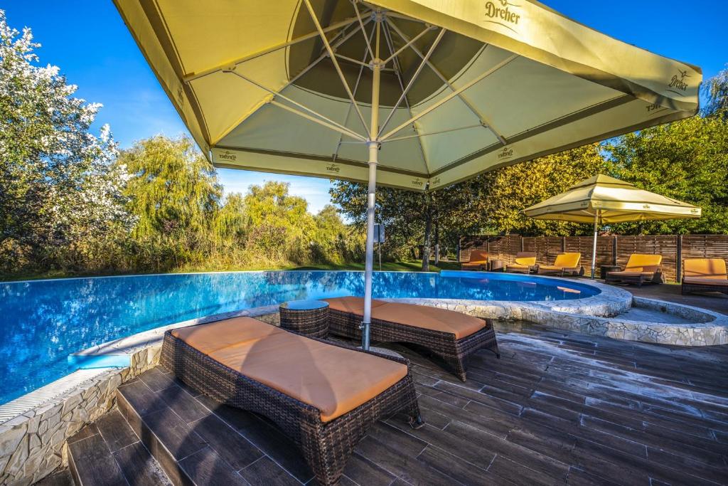 Erdospuszta Club Hotel Fenyves - Resim 34