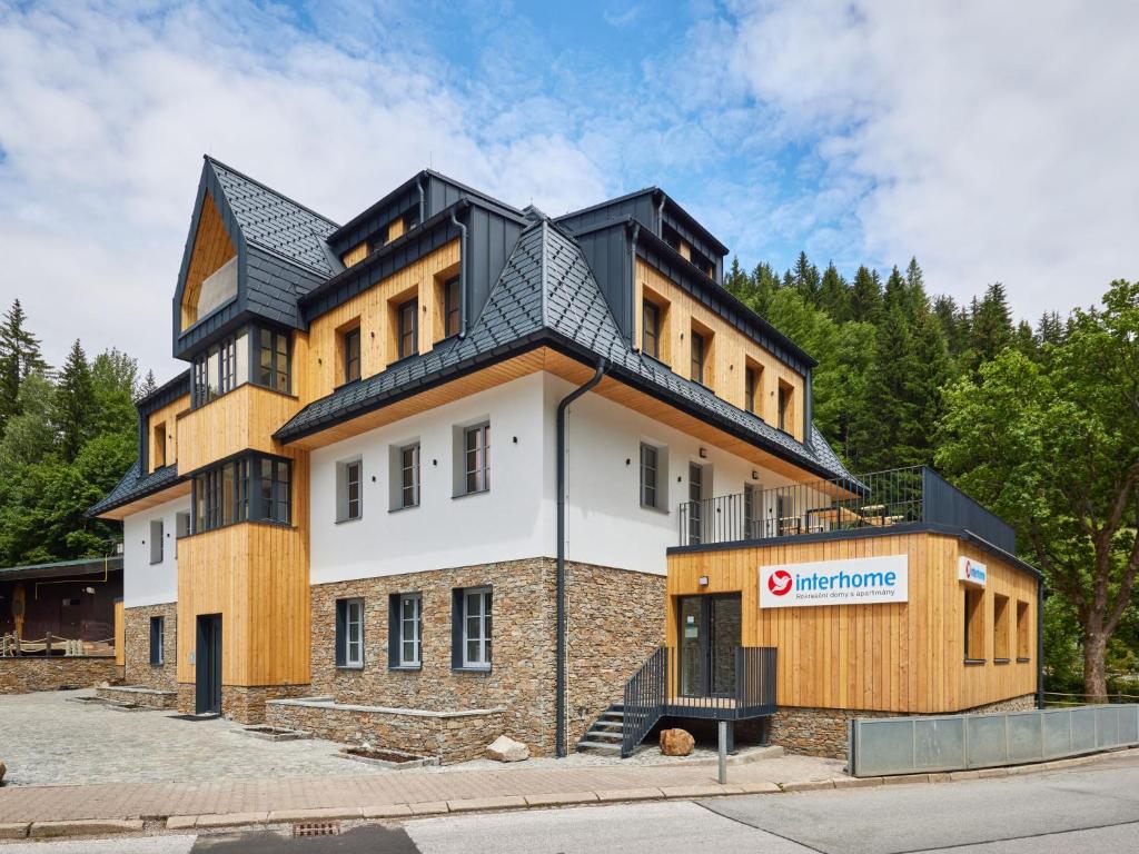Budova, kde se apartmán nachází