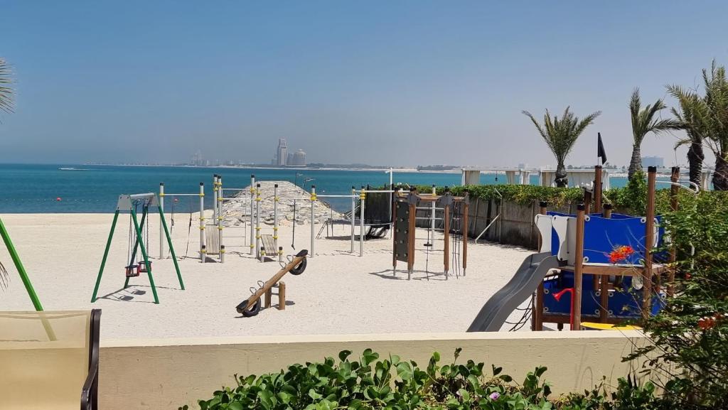 Herní místnost nebo prostor pro děti v ubytování Dream studio panoramic beach and sea view