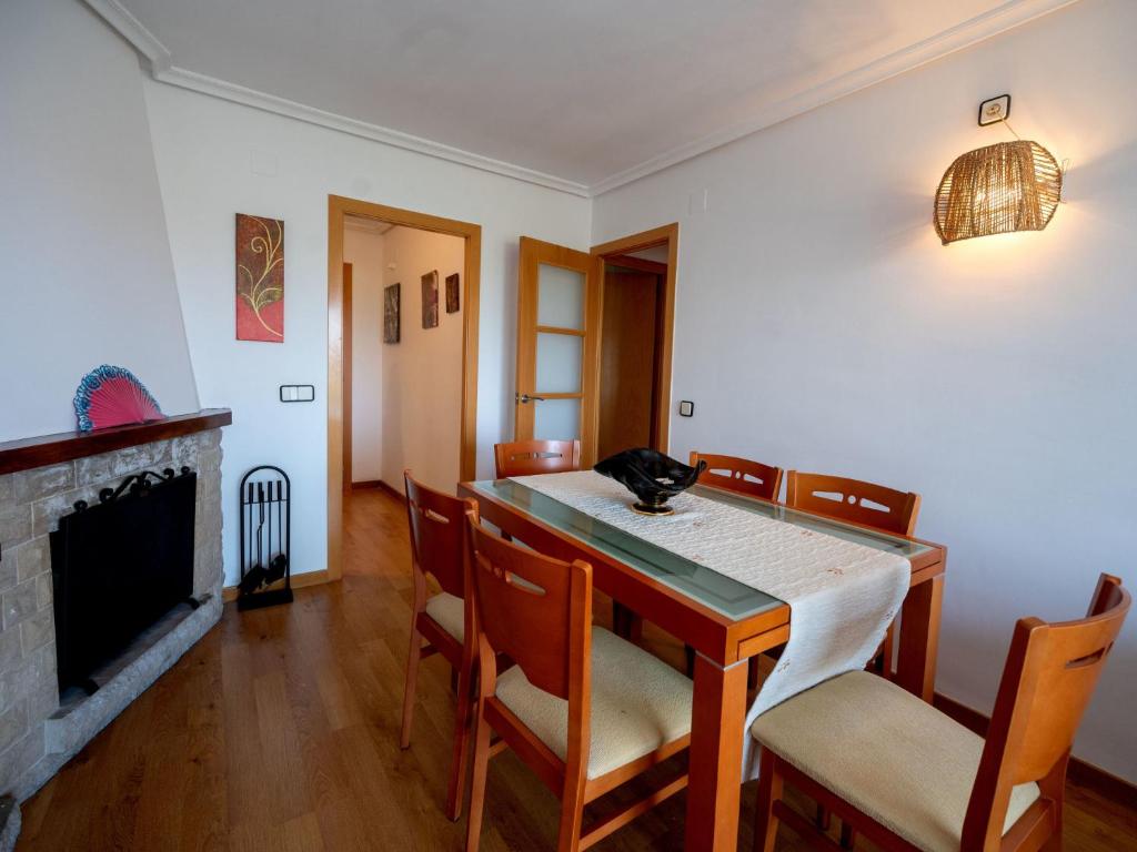 Apartment Can Toni by Interhome, Cunit – Precios actualizados ...