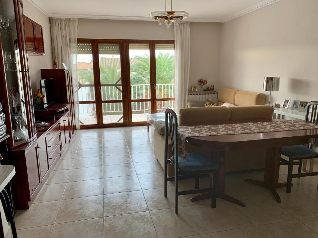 FustiñanaにあるLa Puerta de la Bardena N e g r a, ideal para visitar las Bardenas Reales y Sendavivaのギャラリーの写真