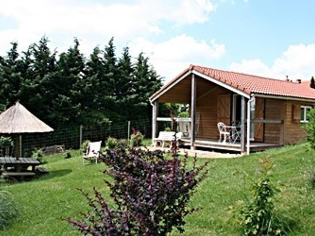 Chalet familial avec piscine, animaux acceptés, draps inclus, proche de Montluçon et Gannat - FR-1-489-323 - Holiday Home (5 Adults)