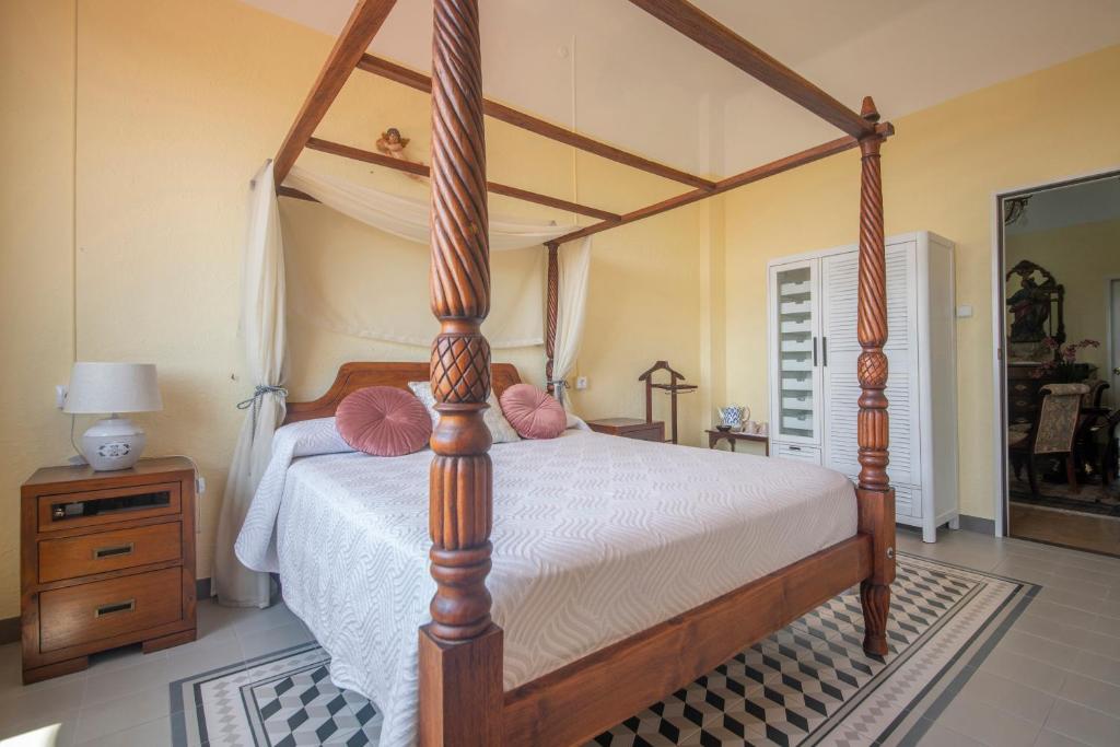 Posteľ alebo postele v izbe v ubytovaní Habitaciones Villa Marcia Solo Adulto