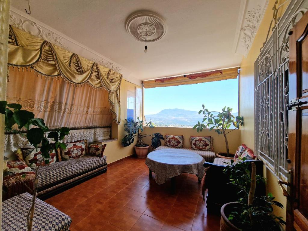 Résidence casa Rahma - Two-Bedroom Apartment With Balcony