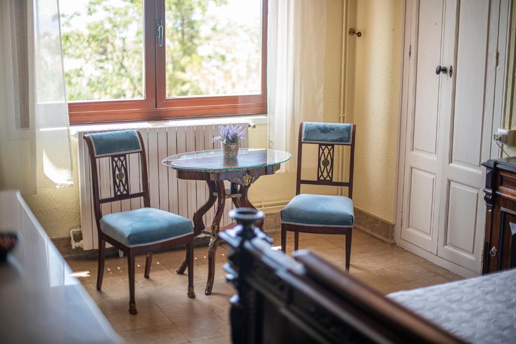 Posedenie v ubytovaní Habitaciones Villa Marcia Solo Adulto