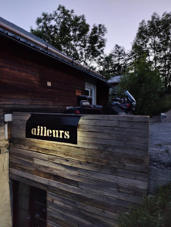 Fotografia z galérie ubytovania Chalet Ailleurs Appartement à Molines en Queyras v destinácii Molines-en-Queyras