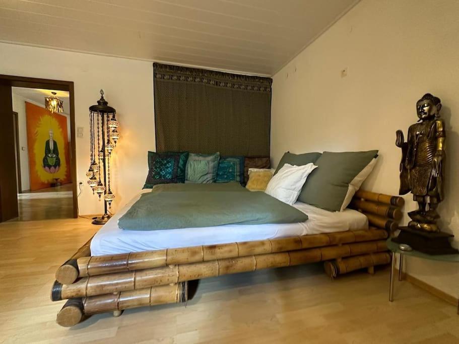 Postel nebo postele na pokoji v ubytování Urlaubstraum am Brombachsee- 5 stilvolle Zimmer-