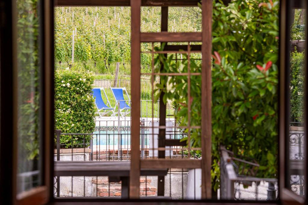 Bazén v ubytování Agriturismo Cantine Bevione - Rooms with air conditioning nebo v jeho okolí