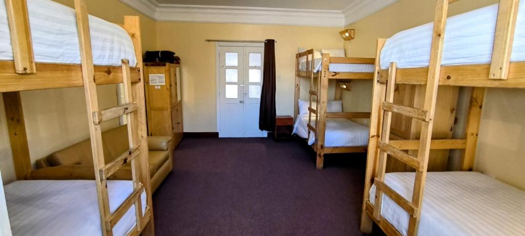 Postel nebo postele na pokoji v ubytování Eco Inn
