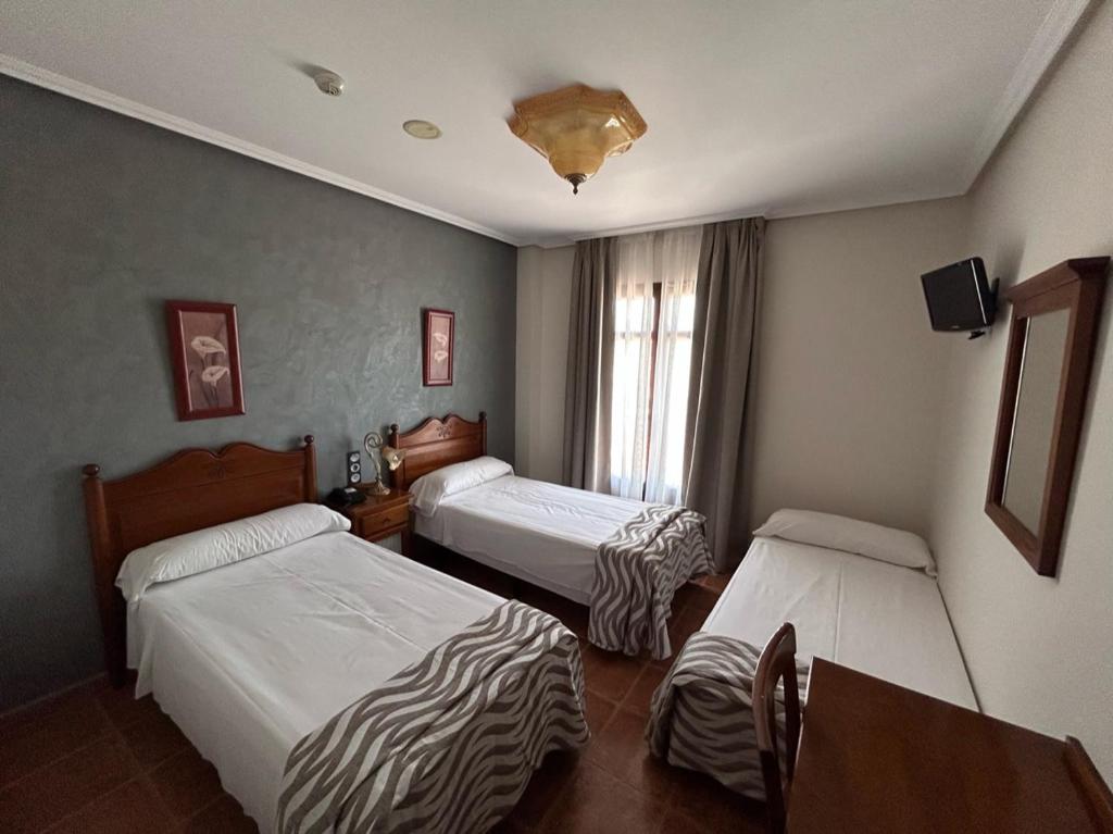 Hostal Posada Entreviñas - Habitación Triple
