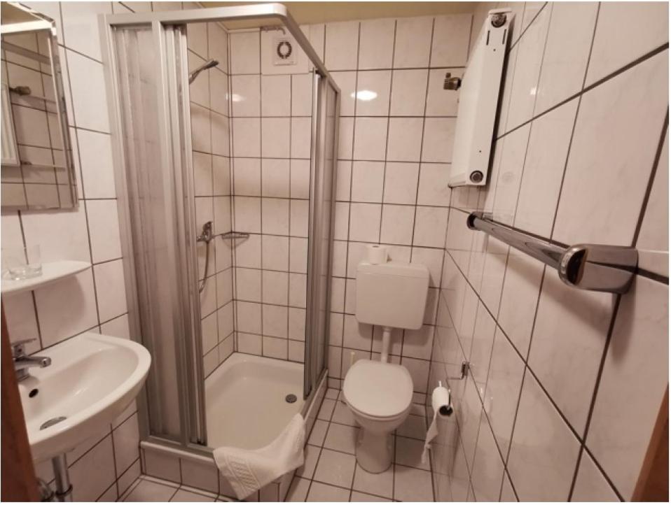 Koupelna v ubytování Gasthaus Schürmann