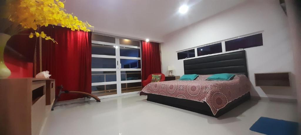 Postel nebo postele na pokoji v ubytování Casa con Piscina Privada Playas del Mar