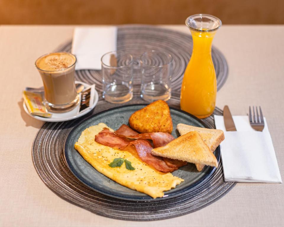 Hotel Queens - Adults Only - Resim 25