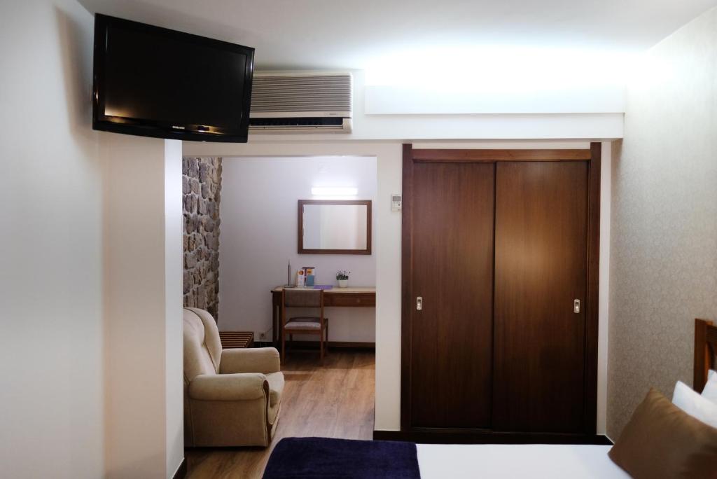 TV a/nebo společenská místnost v ubytování Hotel Dona Sofia