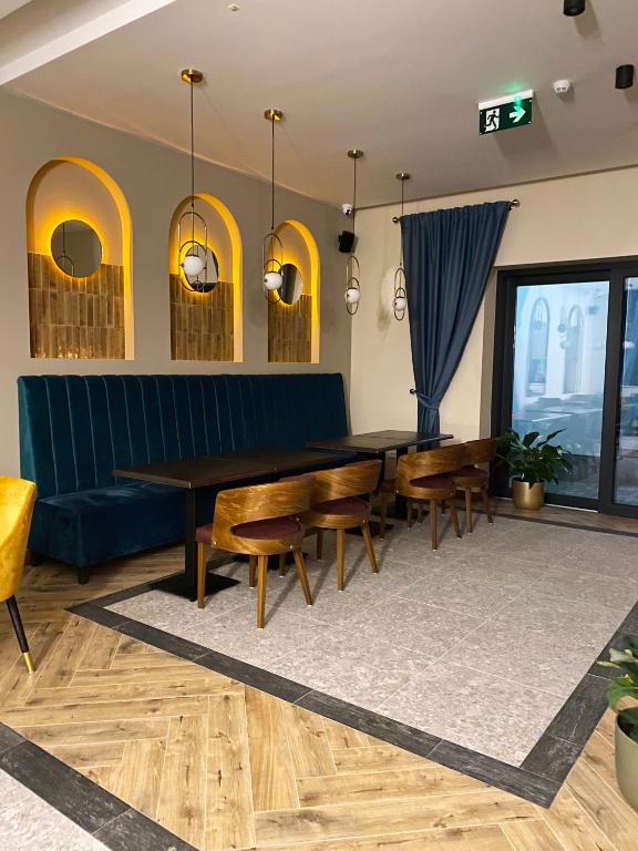 Posezení v ubytování AVIOR Garni Hotel