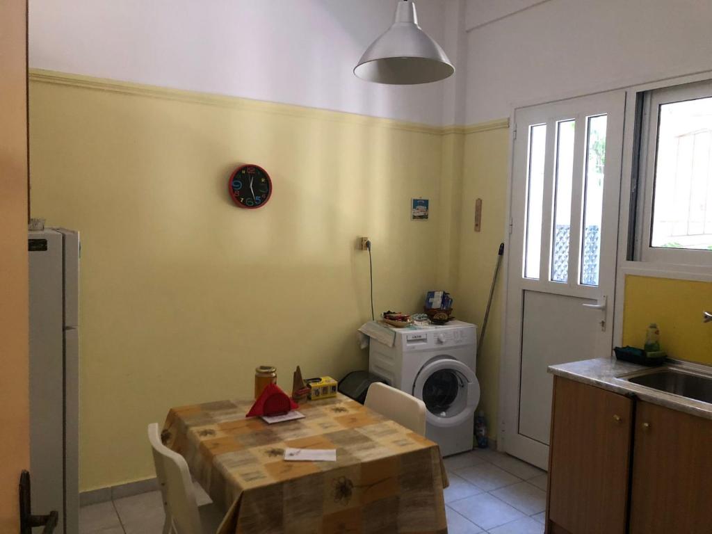 Kuchnia lub aneks kuchenny w obiekcie maison paisible 80 m2
