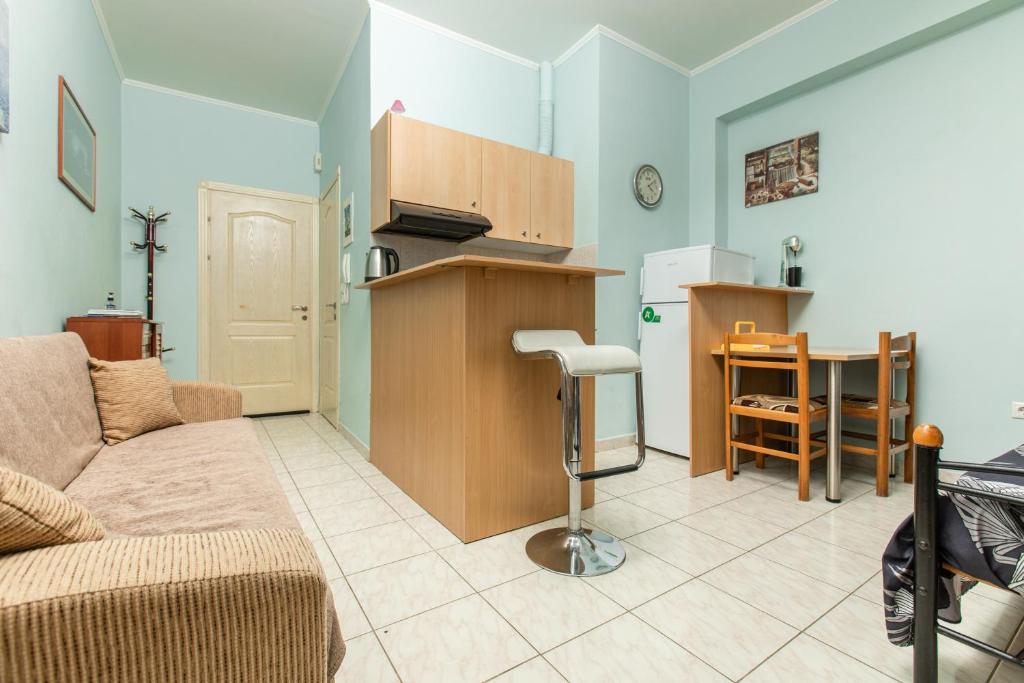 Kuchnia lub aneks kuchenny w obiekcie Central Cozy Apartment 2