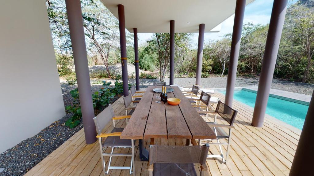 Bazén v ubytování Bohemi Design Villa's nebo v jeho okolí