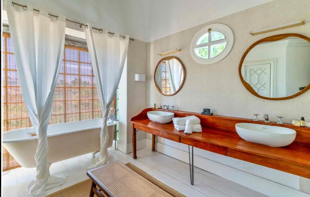Photo from The Pearl - Marbella in Marbella, Andalucía, Spain