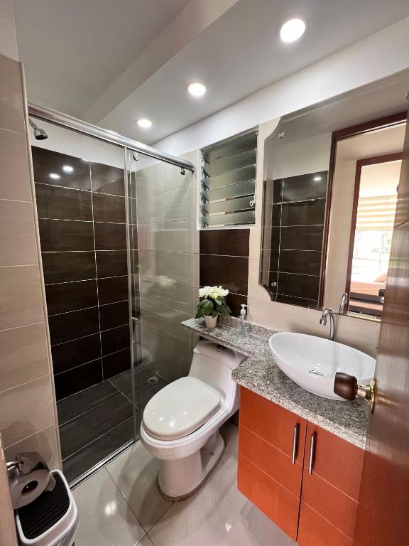 Koupelna v ubytování Espectacular apartamento Conjunto Piedemonte