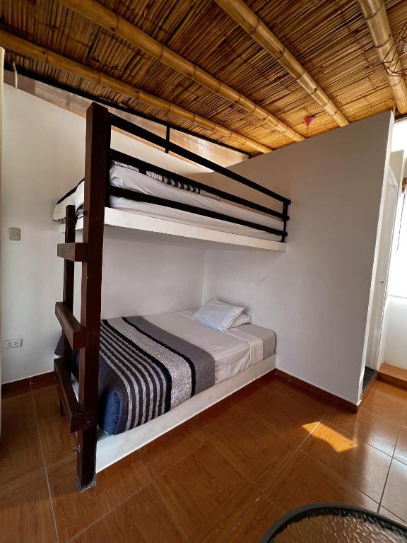 Postel nebo postele na pokoji v ubytování Gamora Hotel Playa