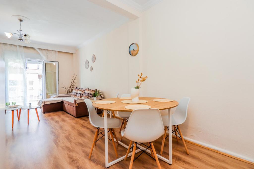 Grand Apartment Next to Center 3bd 110sqm - 16