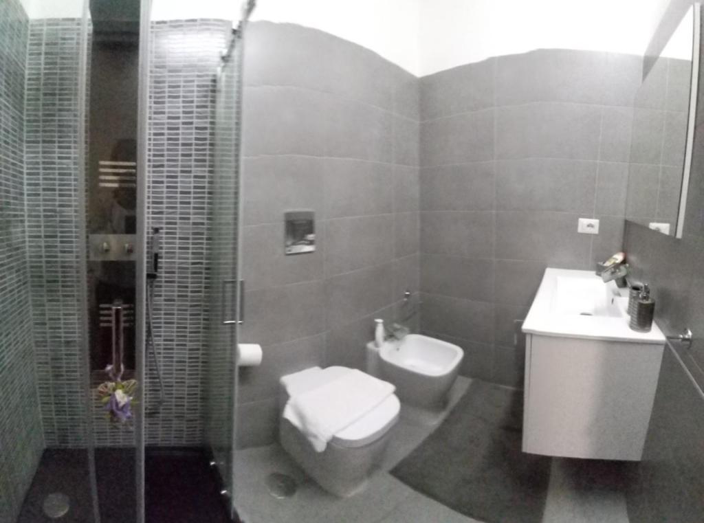 Łazienka w obiekcie Suite Duomo