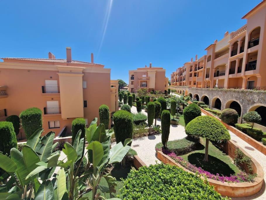 Luxury apartment at Baia da Luz