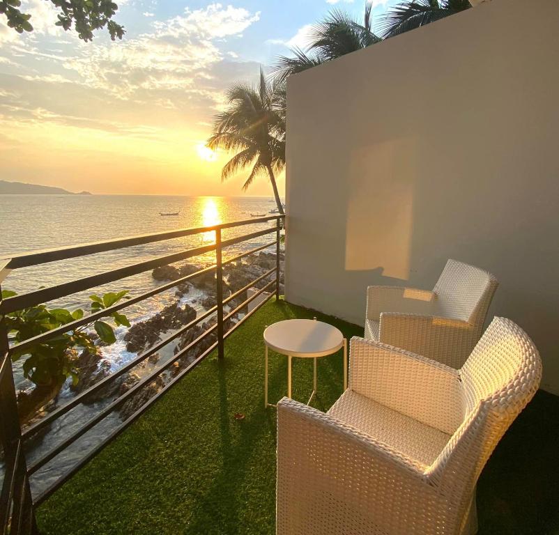 patong sunset villa Phuket - Resim 26