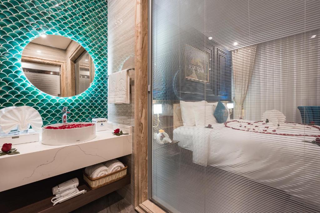 Grand Fleuve Boutique - 3