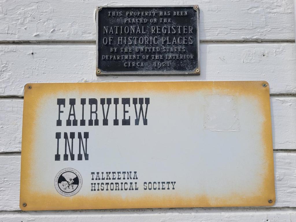 Certifikát, hodnocení, plakát nebo jiný dokument vystavený v ubytování The Fairview Inn