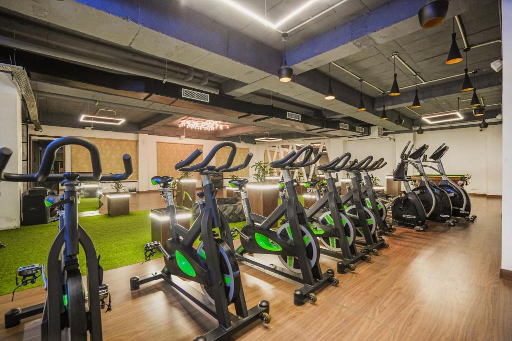 Fitness centrum a/nebo fitness zařízení v ubytování Hotel Escala By Levelup