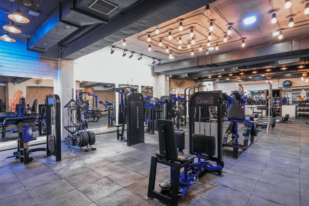 Fitness centrum a/nebo fitness zařízení v ubytování Hotel Escala By Levelup