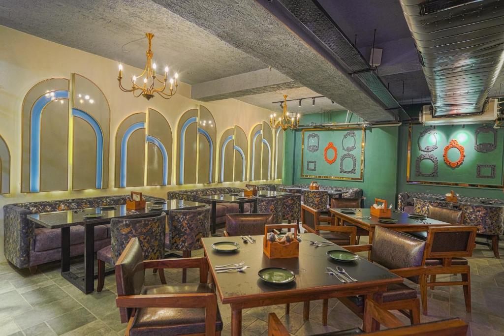 Restaurace v ubytování Hotel Escala By Levelup