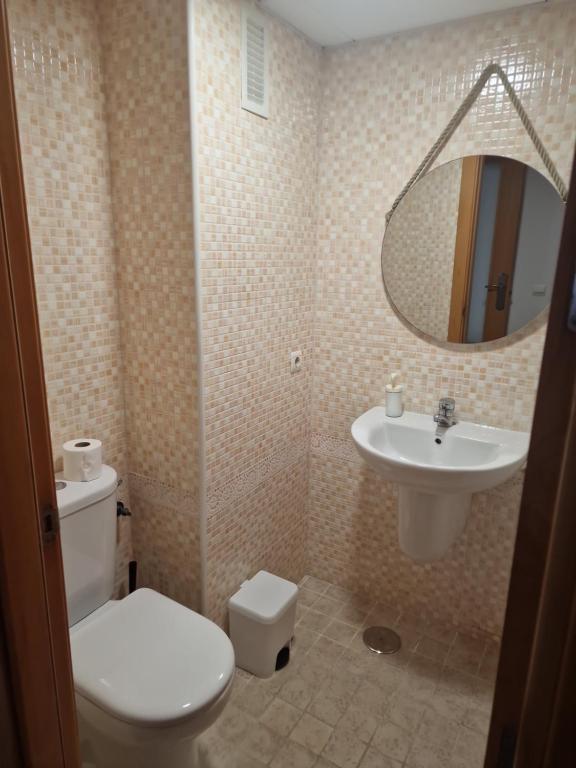 Ático junto al Teatro Auditorio de Roquetas, con Piscina, Parking y Terraza - ２ベッドルームのあるアパート