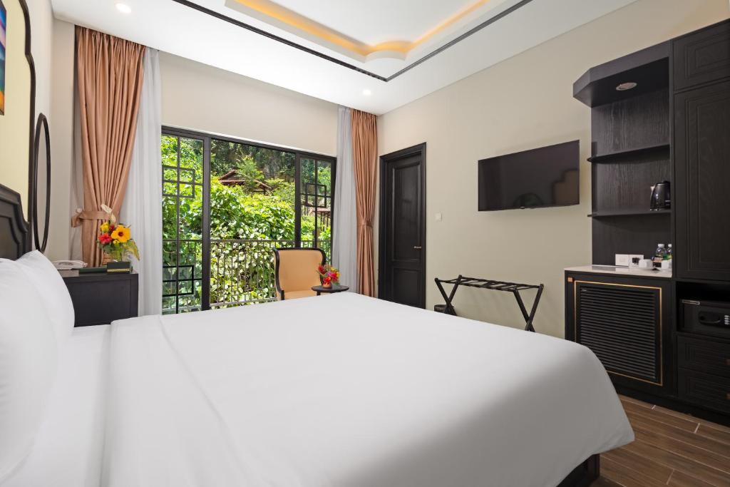 Phòng Có Giường Cỡ Queen Với Ban Công