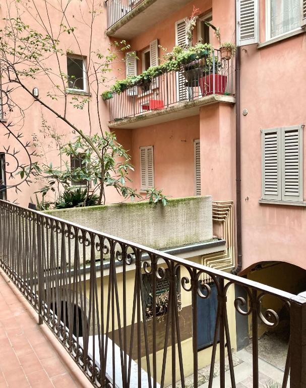 Apartment Via Sant'Alessandro 22 - Sostify - 2