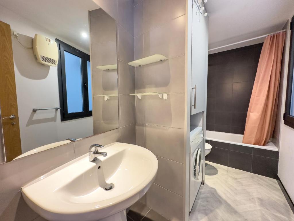 Koupelna v ubytování Apartamentos La Solana 3000