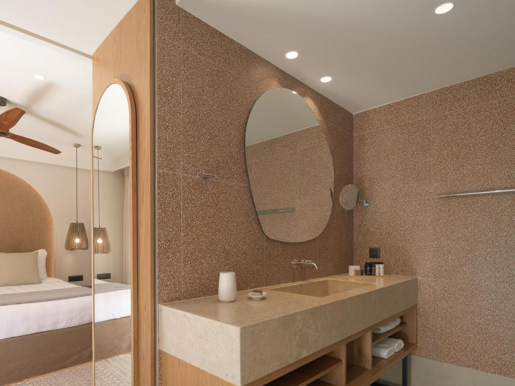 Paralos Venus Suites Adults Only - 1