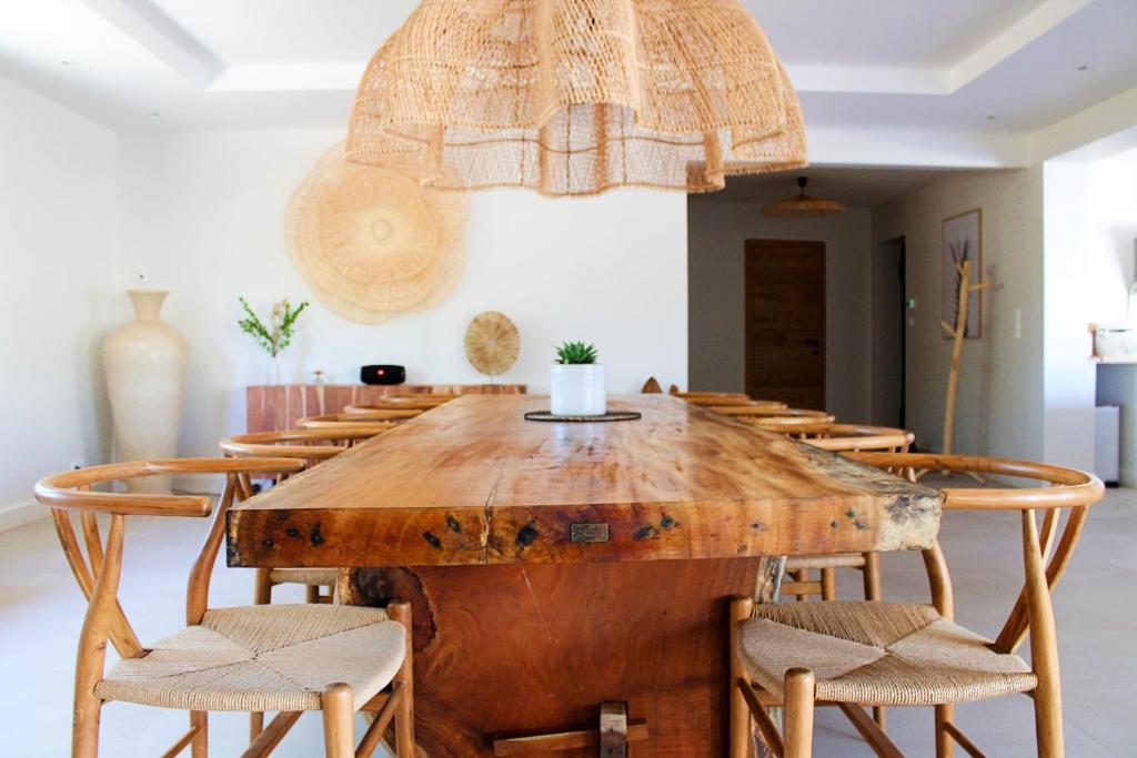 Fotografia z galérie ubytovania La Maison d'Ambrine - La Villa Ibiza v destinácii Chamaret