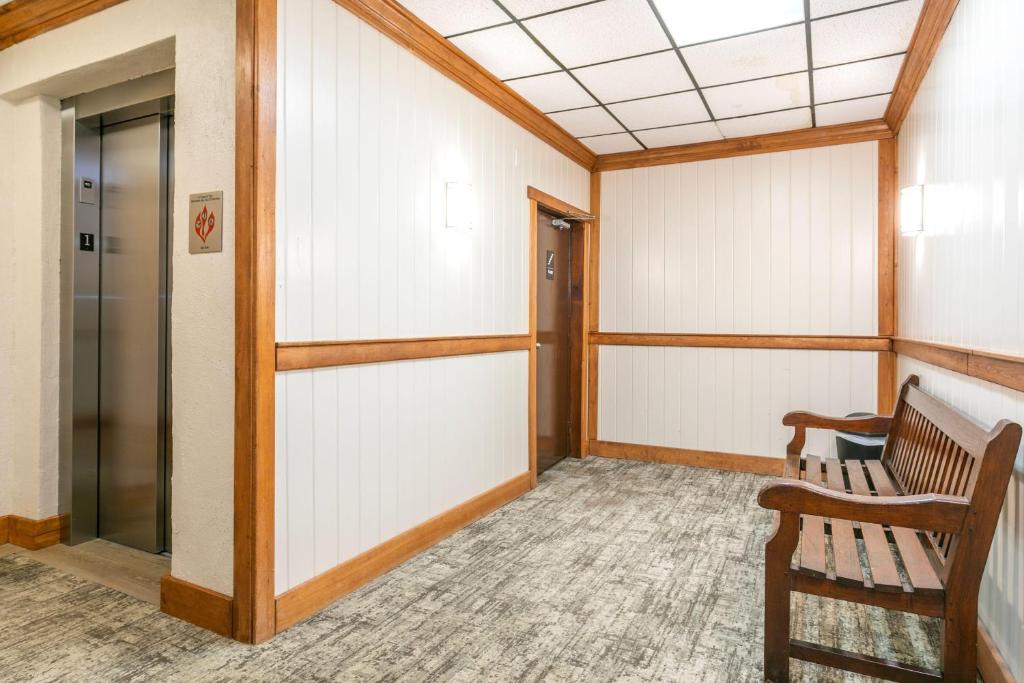 Fotografie z fotogalerie ubytování Lift House Lodge, Downtown Lionshead Remodeled Studio Condo v destinaci Vail