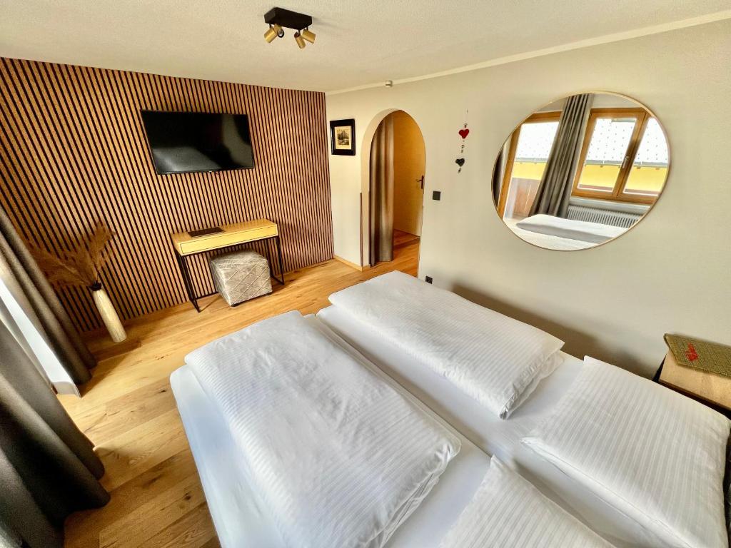 Haus Schrofenstein - 18