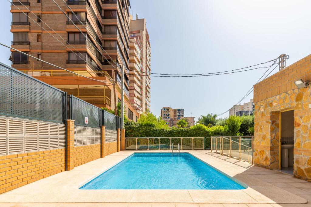 Bazén v ubytování Apartamento Paraíso Florida nebo v jeho okolí