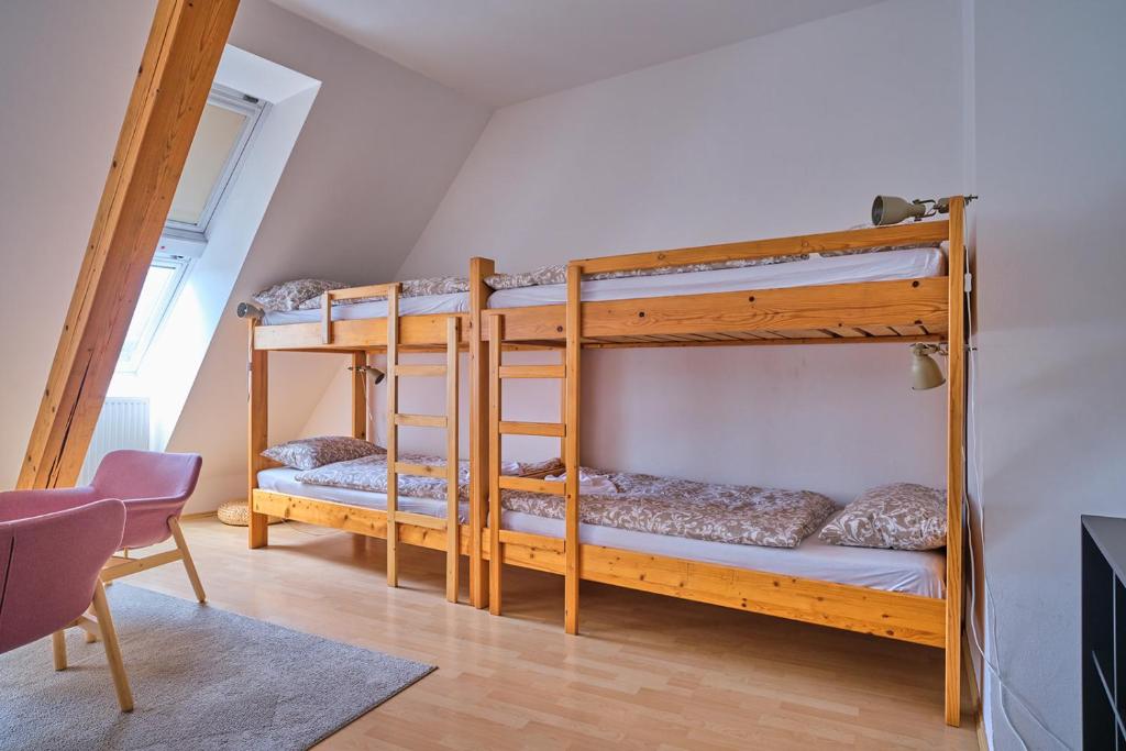 Postel nebo postele na pokoji v ubytování Samostan Mekinje